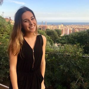 Meet your Posher, Phoebe